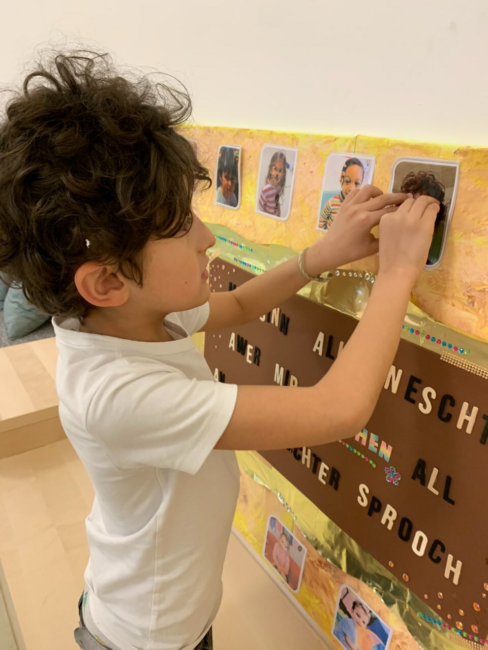 Kannerprais - Mon identité - ABC - Op der Sich no der Sprooch